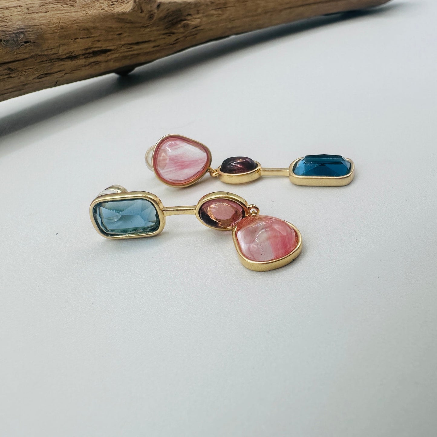 Delia 18K Gold Vintage Mismatch Drop Earring