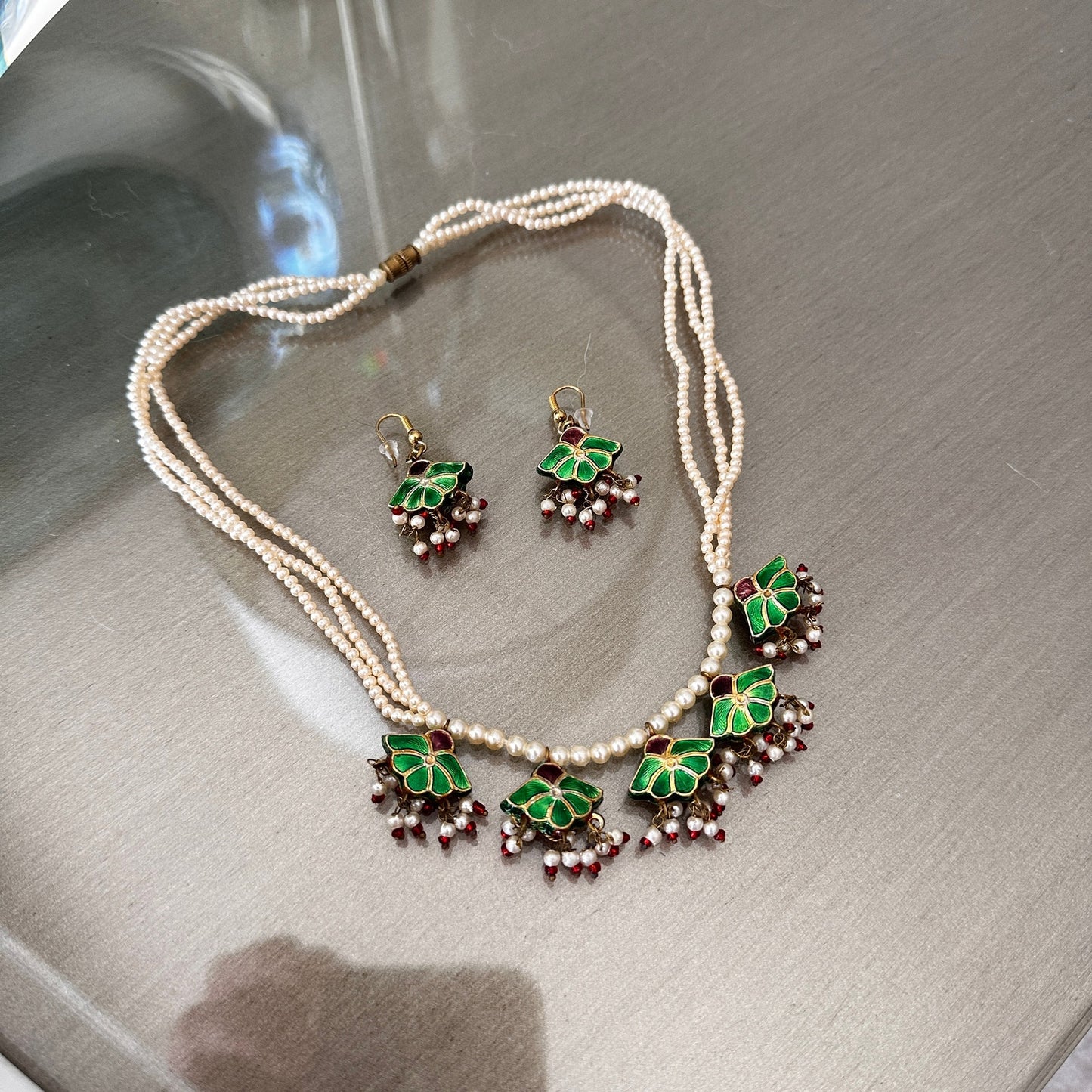 Vintage Kundan Pearl Reversible Necklace Set