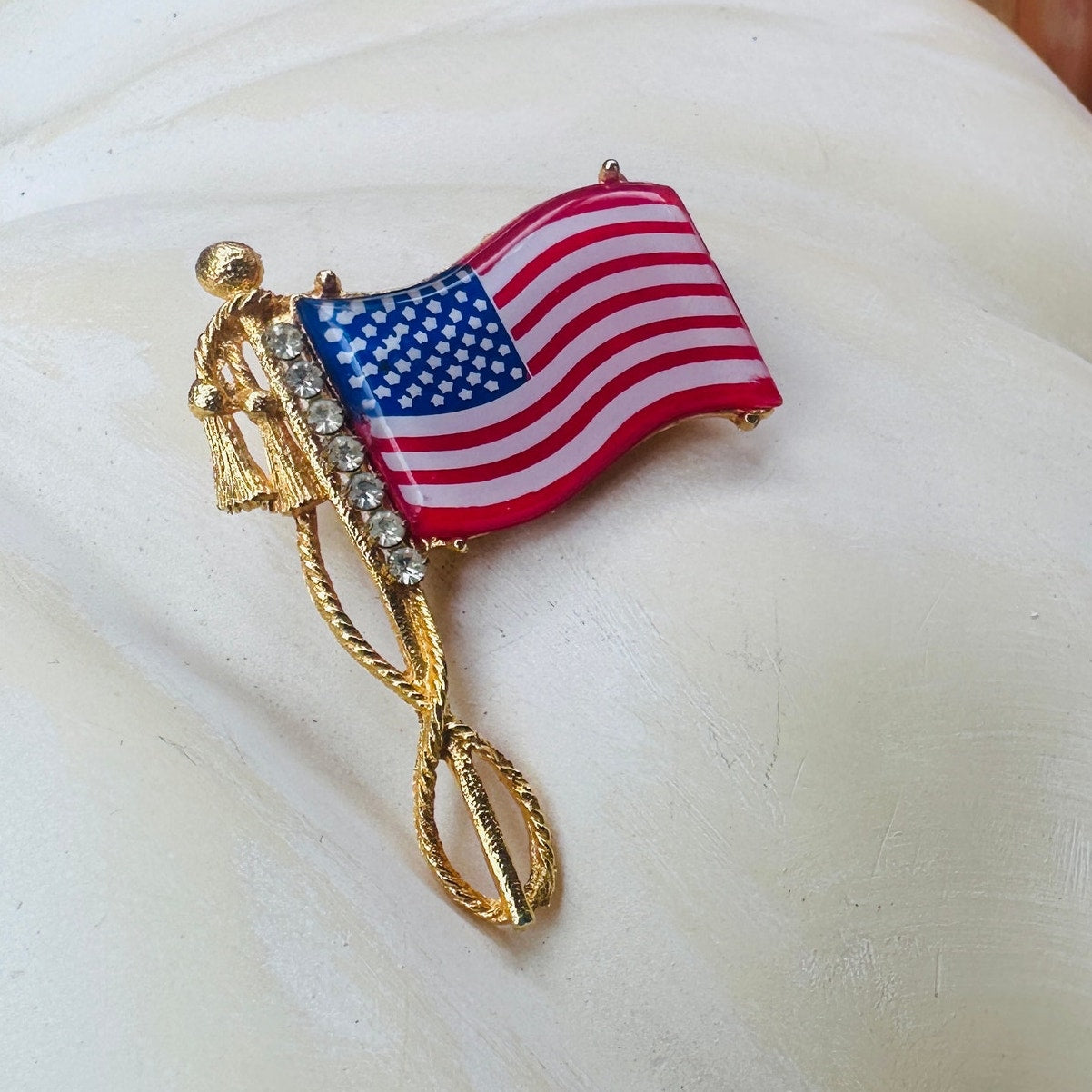 Vintage 1950’s Lucite & Rhinestone American Flag Brooch