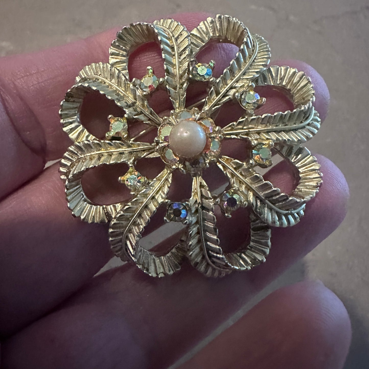 Vintage Gold Tone Filigree Flower Brooch w/ Faux Pearl & Rhinestones