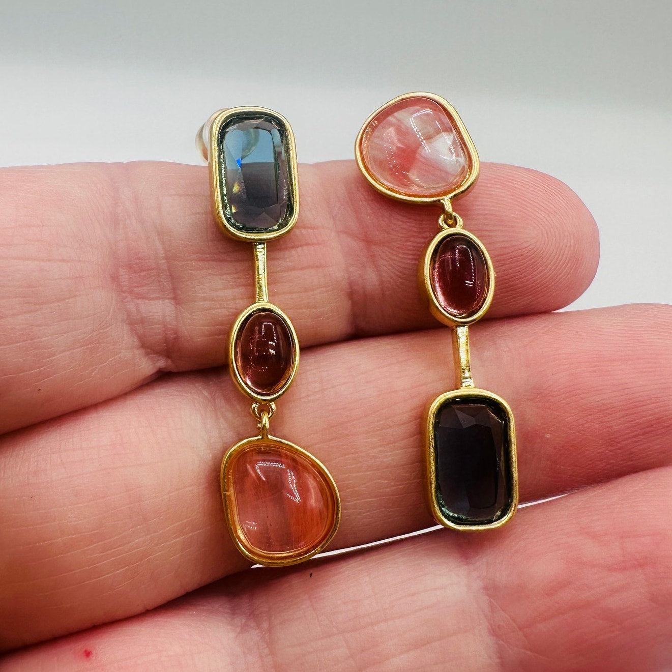 Delia 18K Gold Vintage Mismatch Drop Earring