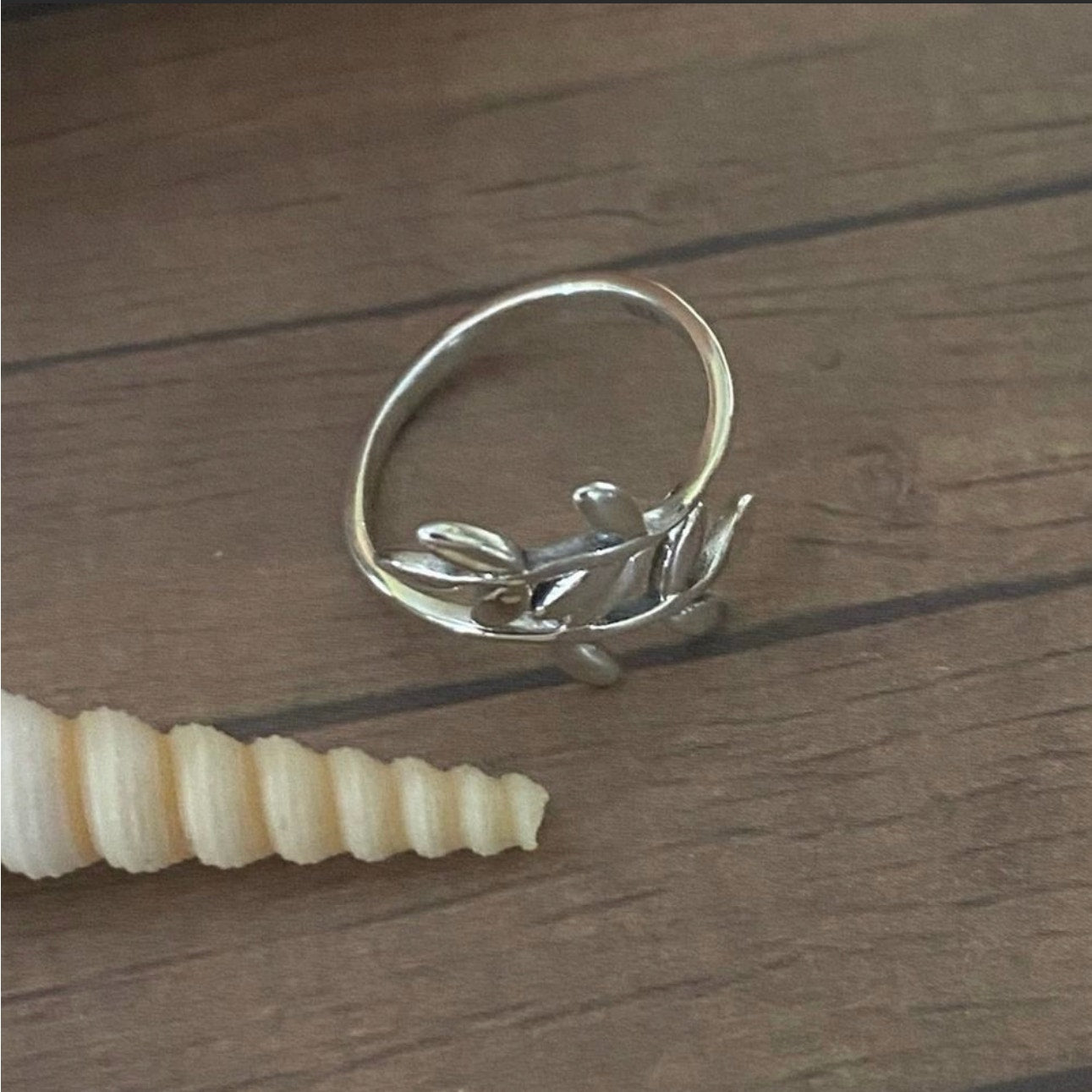 Sterling Silver Wrap Around Leaf Toe Ring