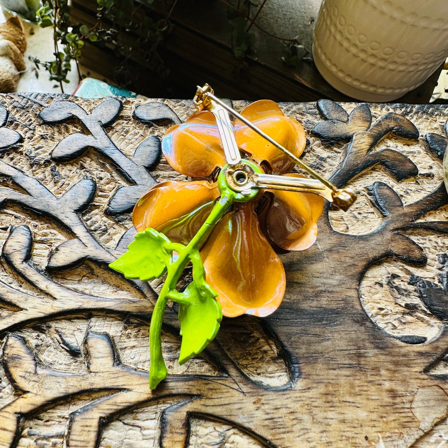 Vintage 1960s Flower Enamel Brooch Pin