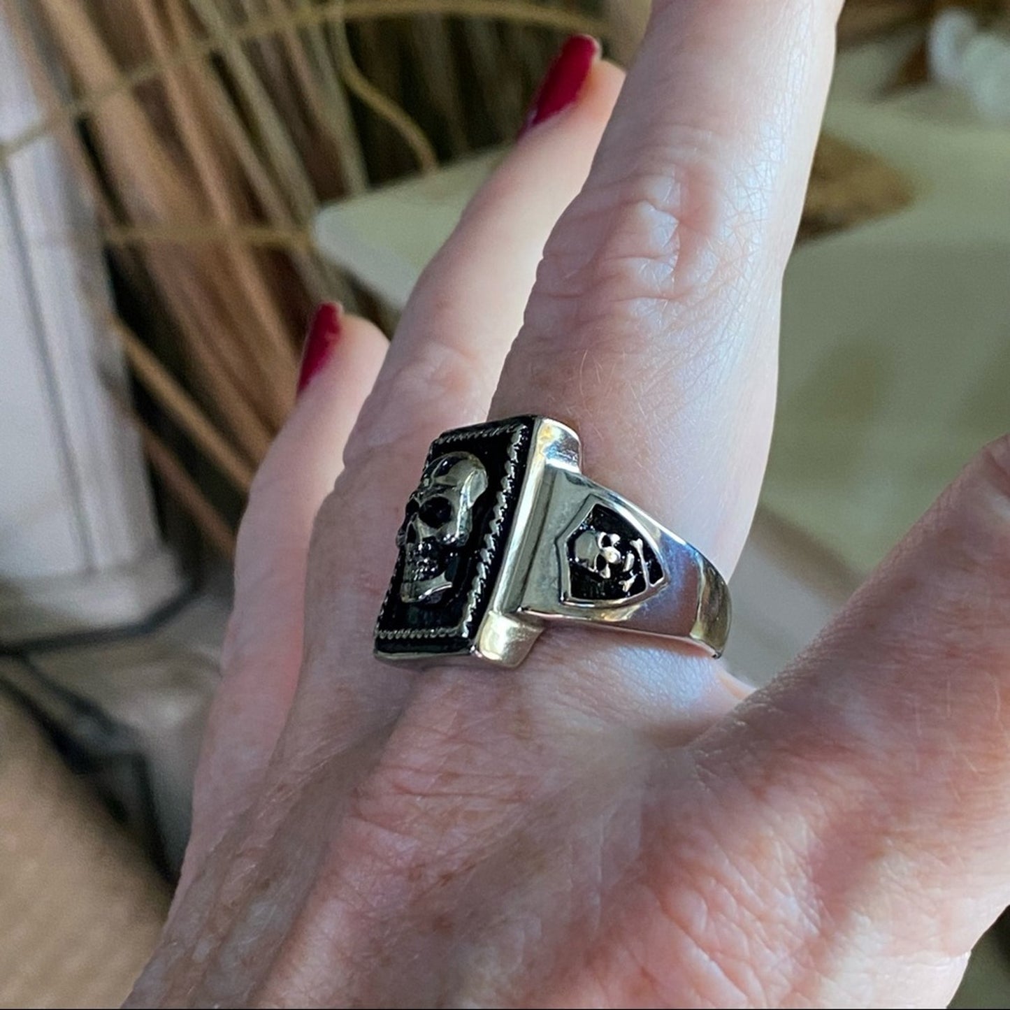 Stainless Steel Skull Ring – High Polish Gothic Biker Style Jewelry Sizes 9–12