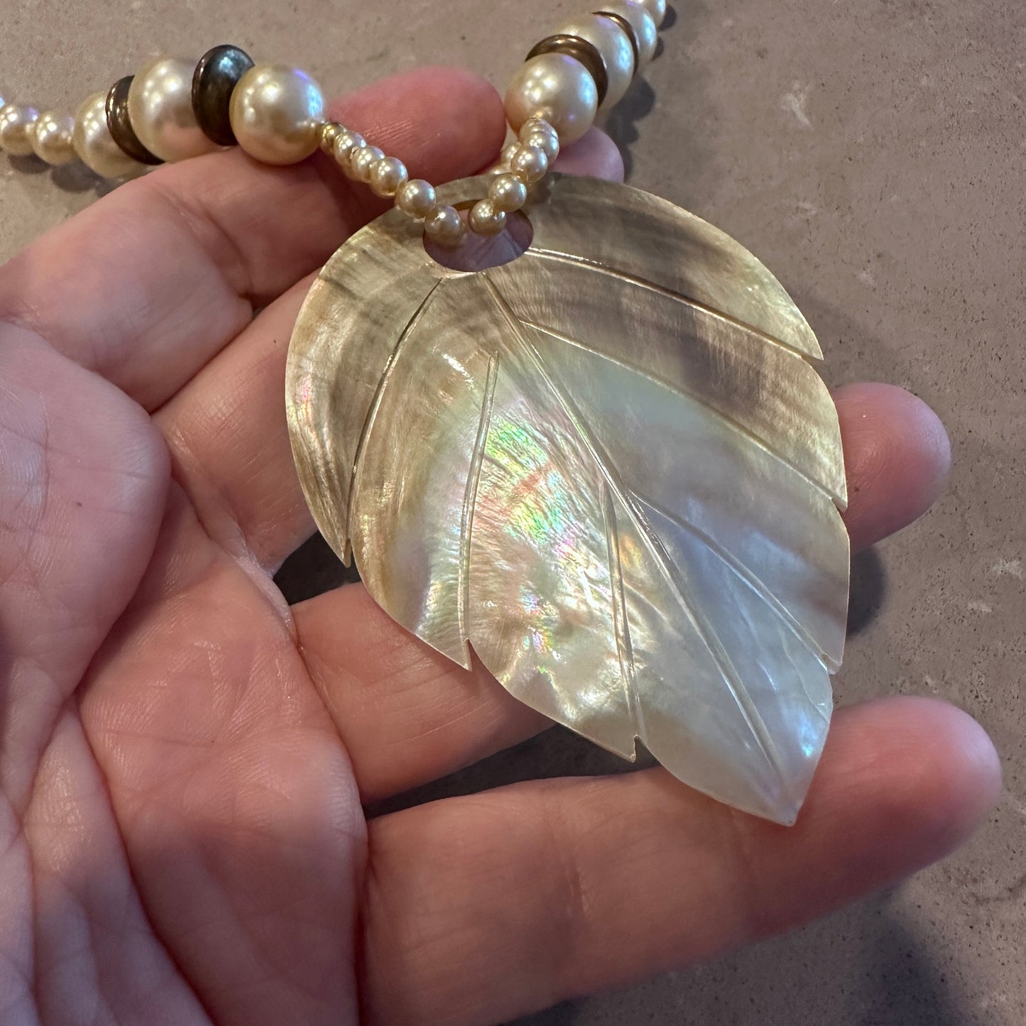 Vintage Mother of Pearl Leaf Pendant Necklace-Beaded
