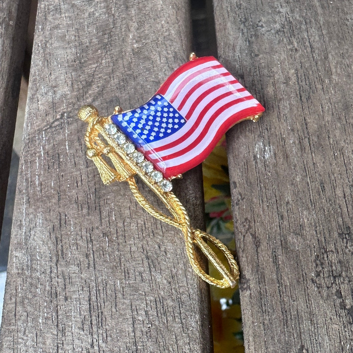 Vintage 1950’s Lucite & Rhinestone American Flag Brooch