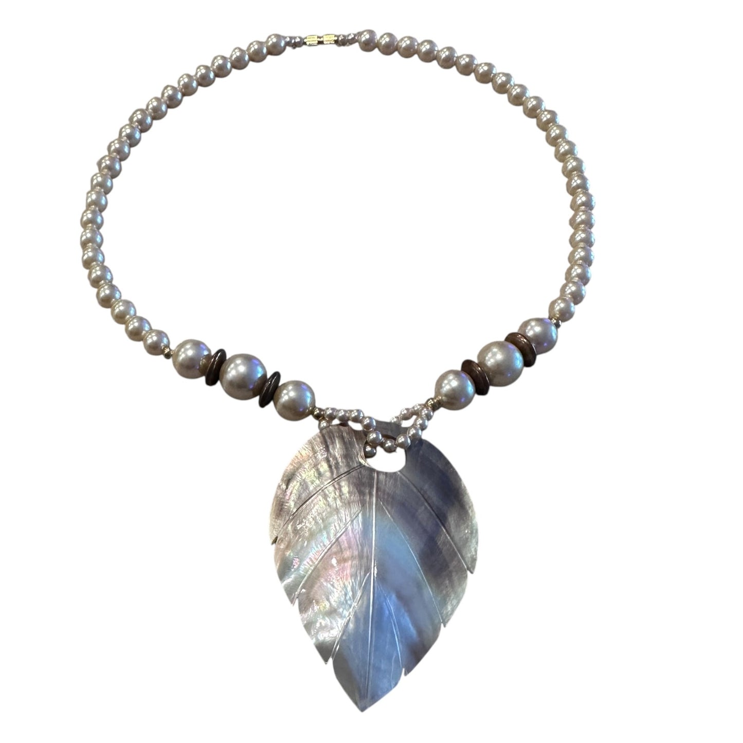 Vintage Mother of Pearl Leaf Pendant Necklace-Beaded