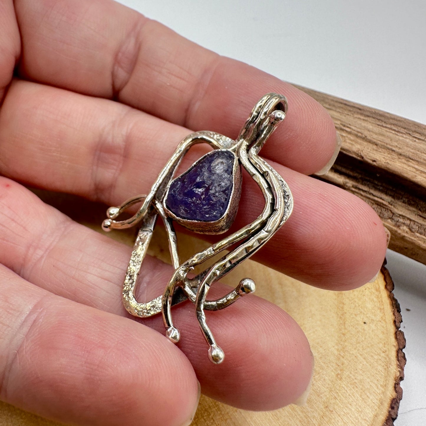 Sterling Silver Artisan Pendant – Rough Tanzanite Stone