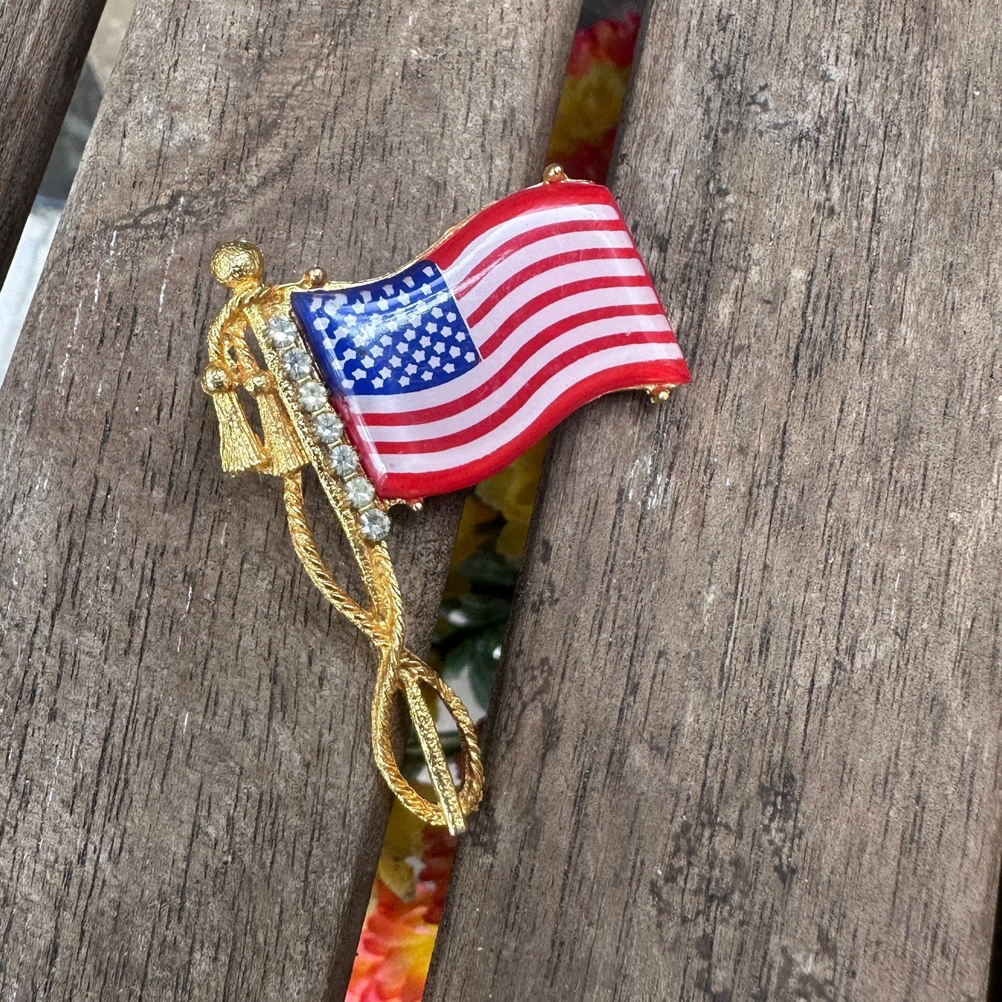 Vintage 1950’s Lucite & Rhinestone American Flag Brooch