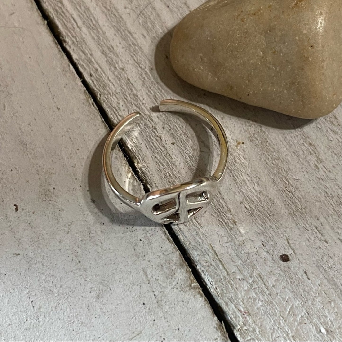 Sterling Silver Peace Sign Toe Ring