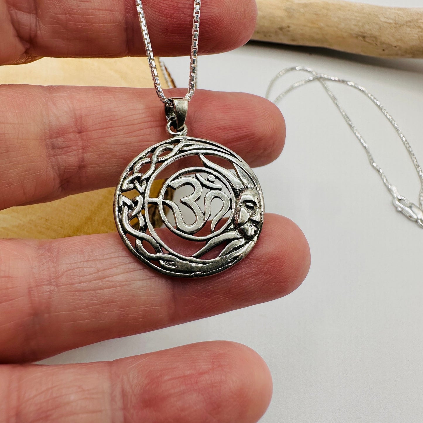 Sterling Silver Om Pendant Necklace-Celtic Circle 925 Silver Yoga Meditation Jewelry