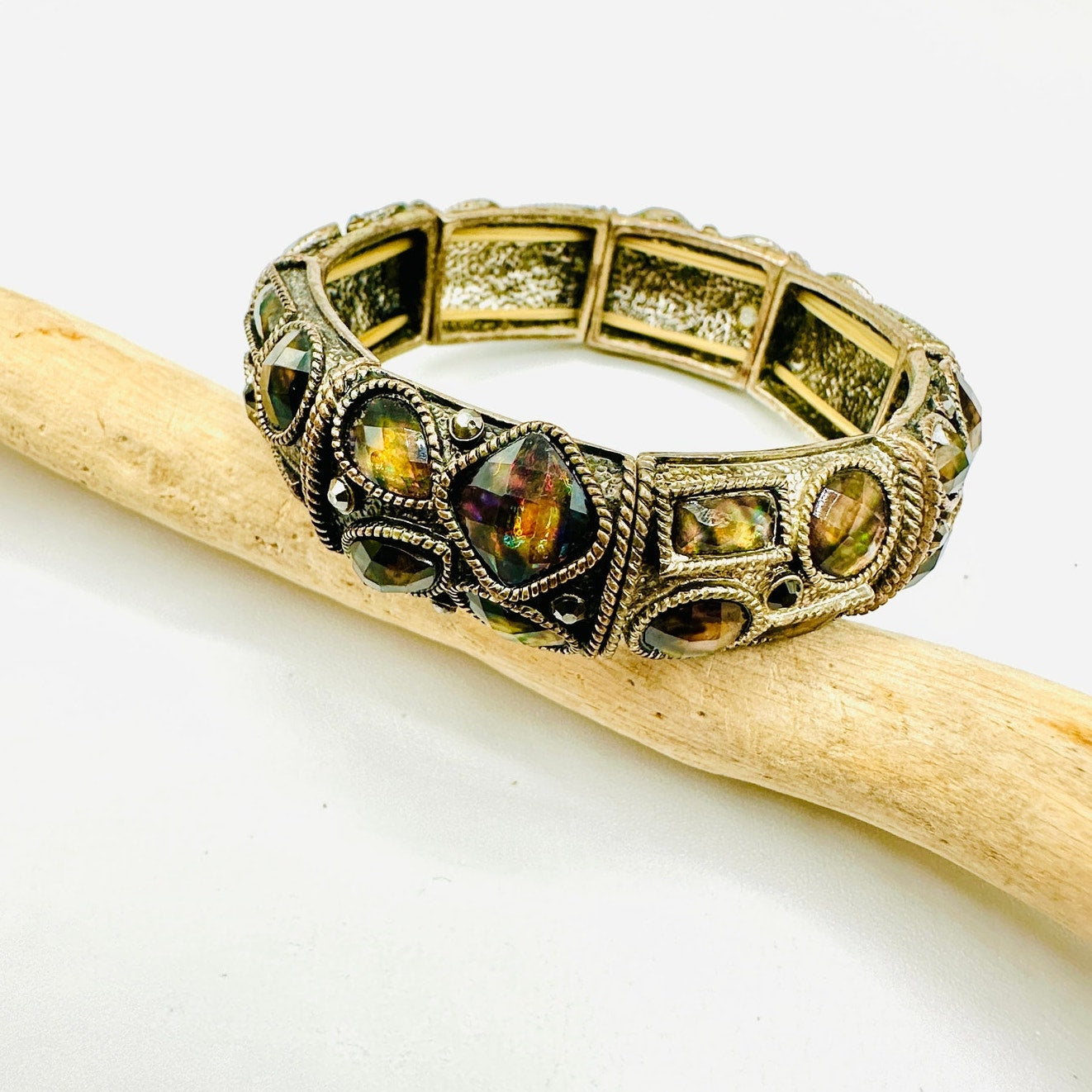 Vintage Style Stretch Bracelet Faceted Stones Antique Gold Tone Statement