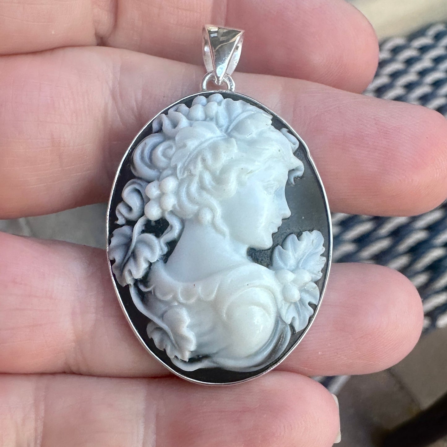 Sterling Silver Victorian-Style Blue & White Cameo Pendant