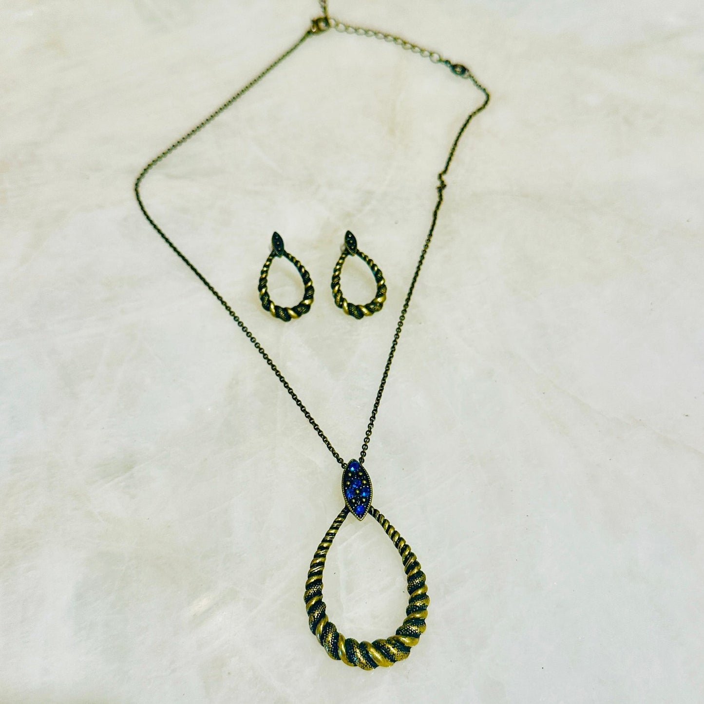 Vintage Avon Twist Necklace & Earring Blue Rhinestones