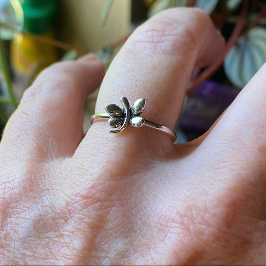 Dragonfly Sterling Silver Minimalist Ring 