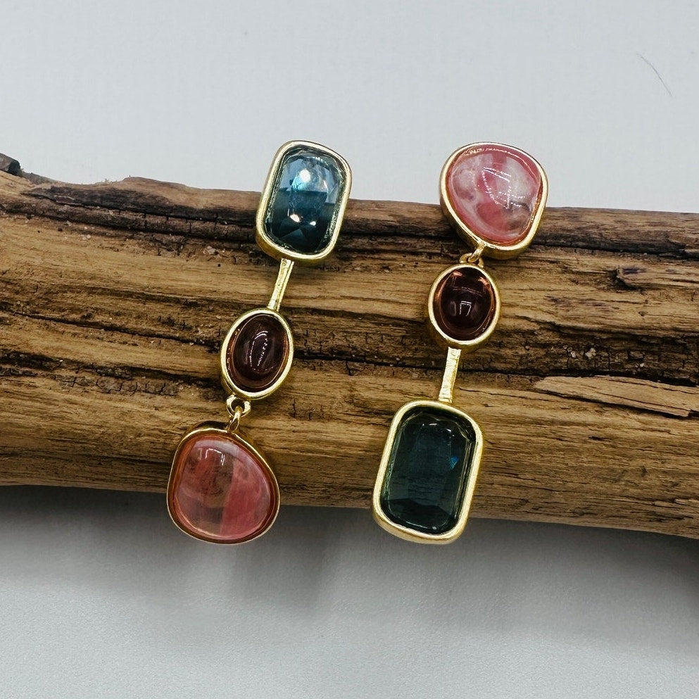 Delia 18K Gold Vintage Mismatch Drop Earring