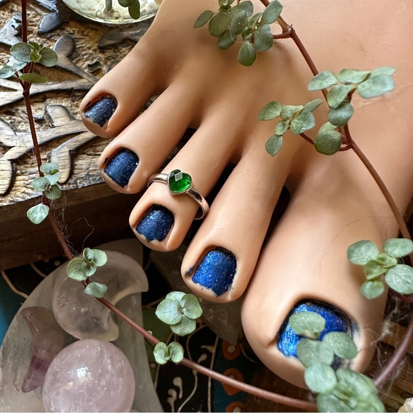 Emerald CZ Heart Toe Ring