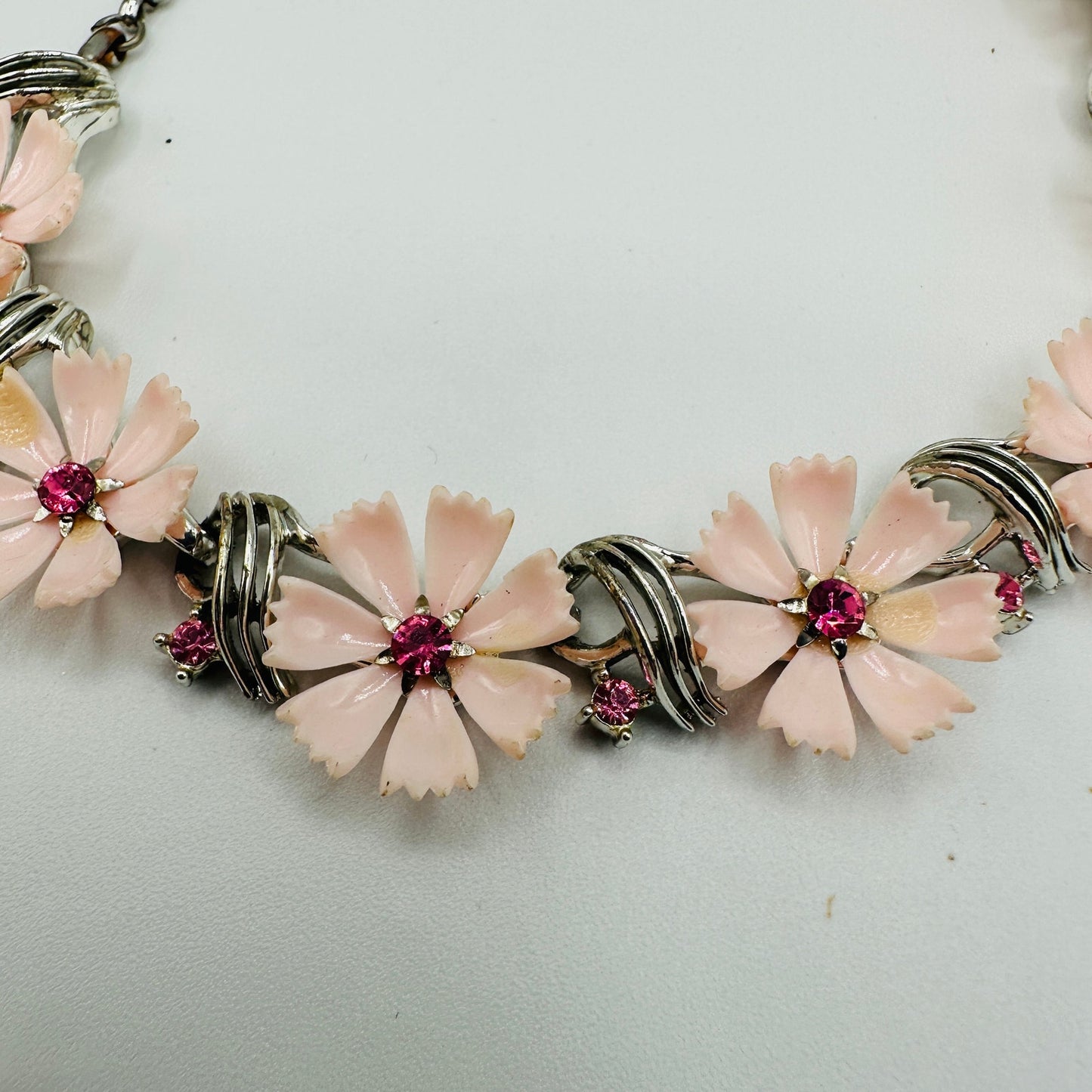 Vintage Lisner 1950-1960 Pink Flower Pink CZ Necklace