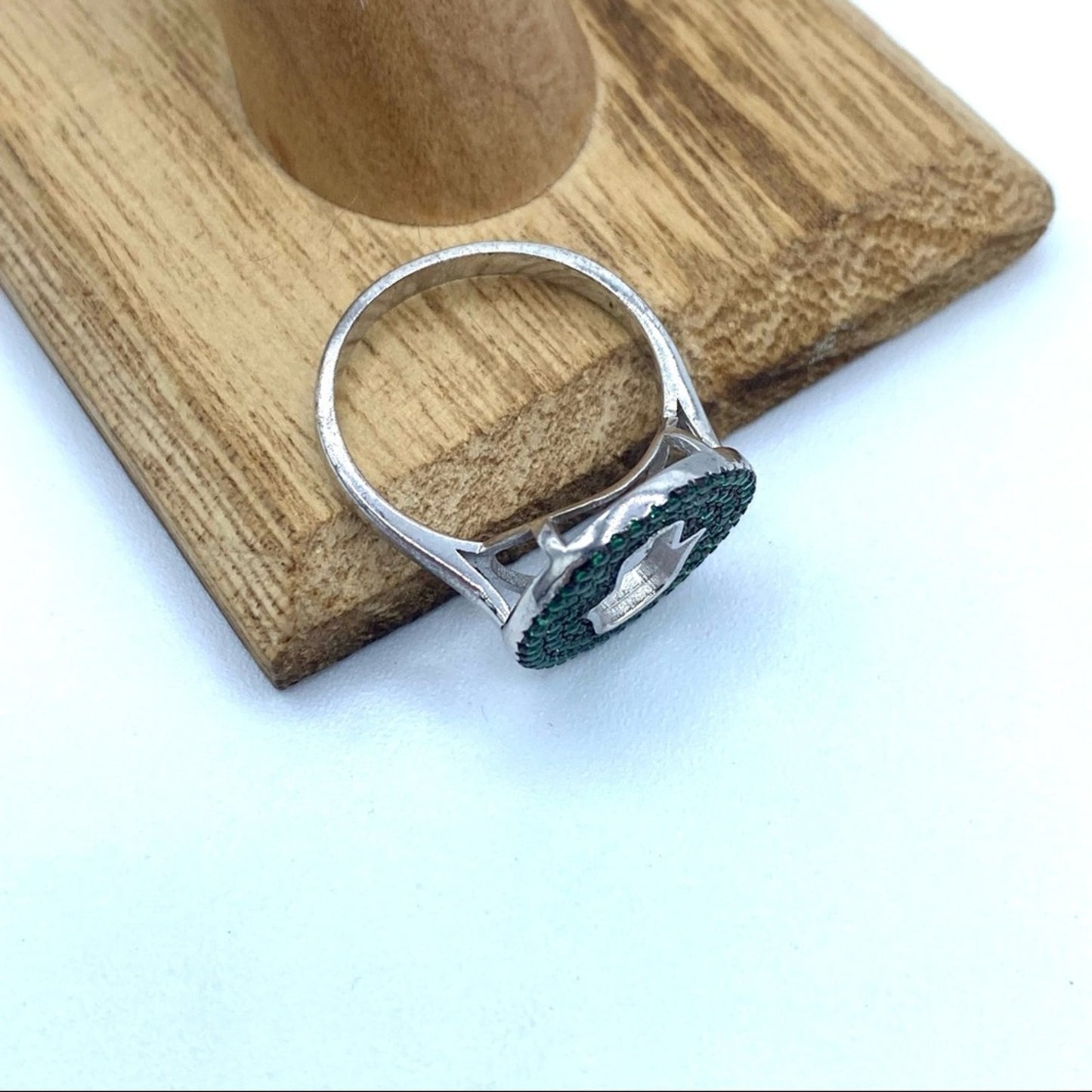 Hamsa Sterling Silver Pave Set Green CZ Ring Size 8.5