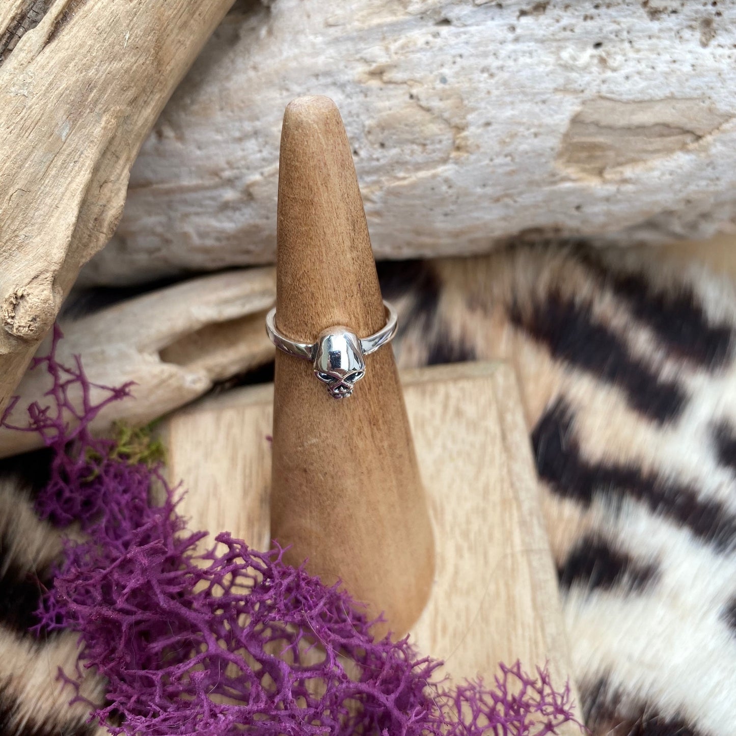 Sterling Silver Skull Toe Ring