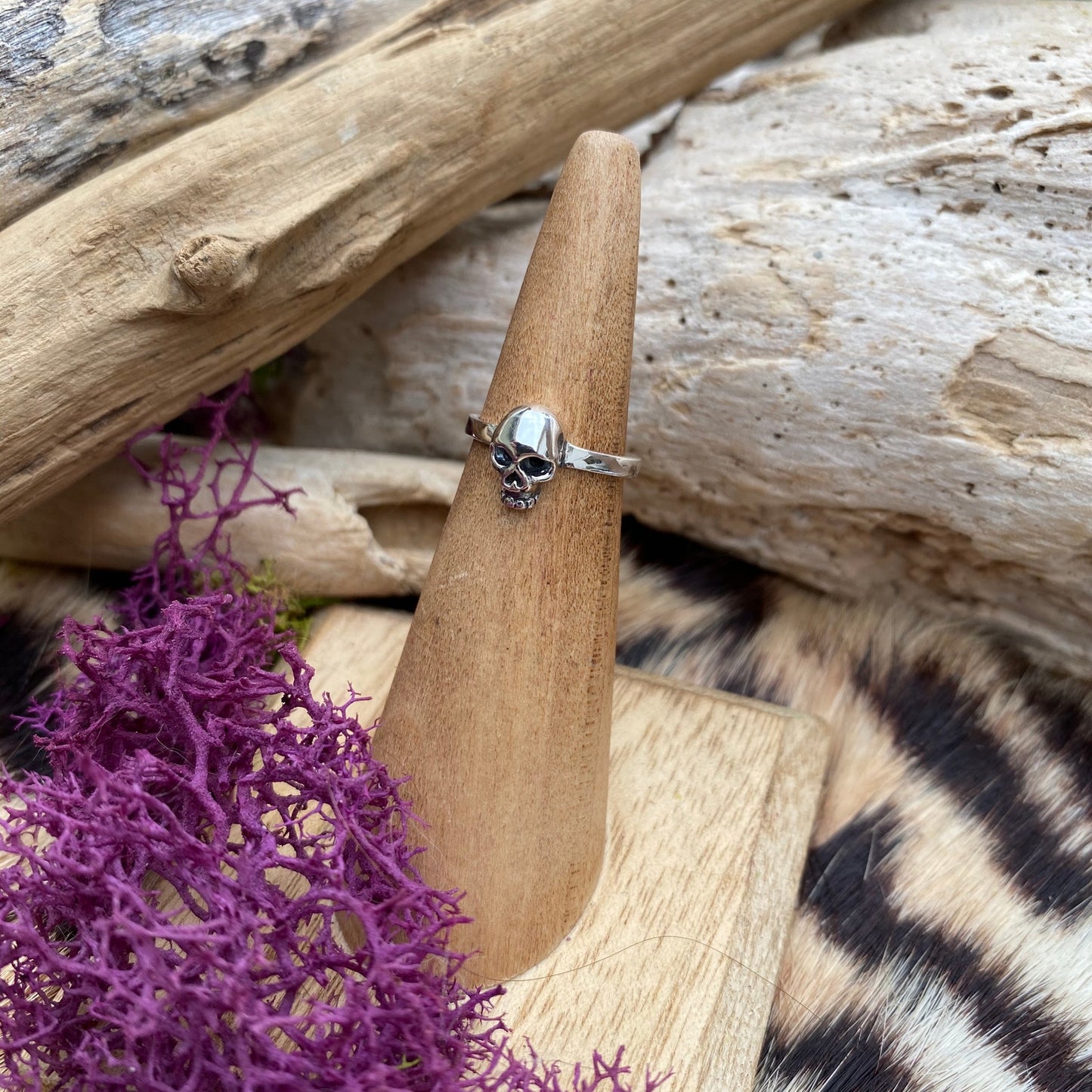 Sterling Silver Skull Toe Ring